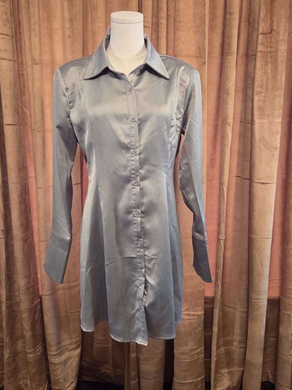 Missguided Satin Button-Front Longline Tailored Shirt Dress - Sage. Size 6. NWT